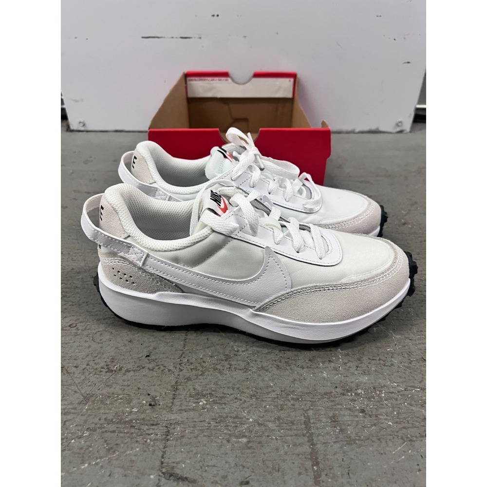 Nike Waffle Debut DH9523-100 Sneakers Womens 6 White Cream Low Top Running Shoes